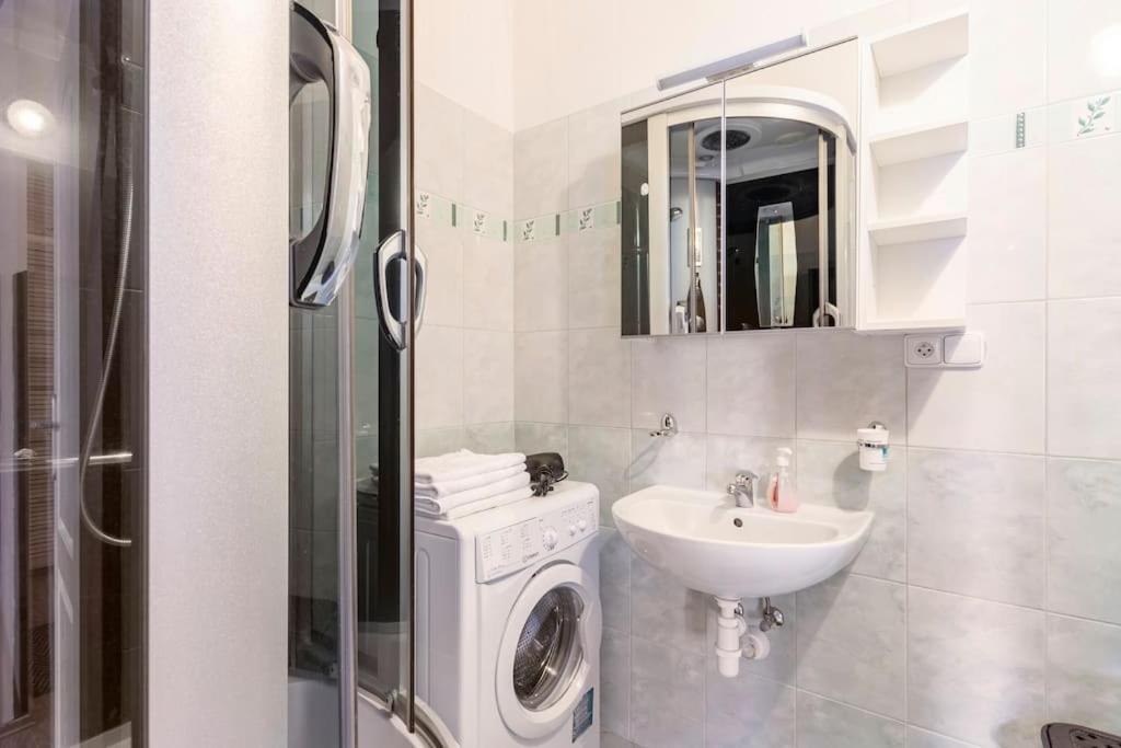 Apartment Termal Karlovy Vary Esterno foto